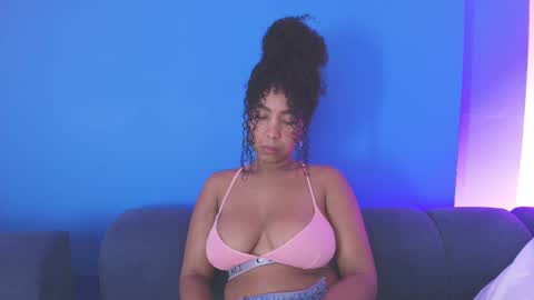 Snapshot of hanna_cupper chatting on 31, 10, 2025 Hanna online show from 31, 10, 2025