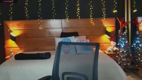 Snapshot of hanna_kimura chatting on 3, 12, 2025 Hanna online show from 3, 12, 2025