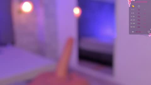 Hanna Lee online show from 4, 12, 2024