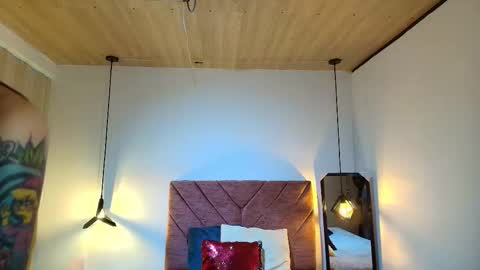  H A N N A  online show from 10, 2, 2026