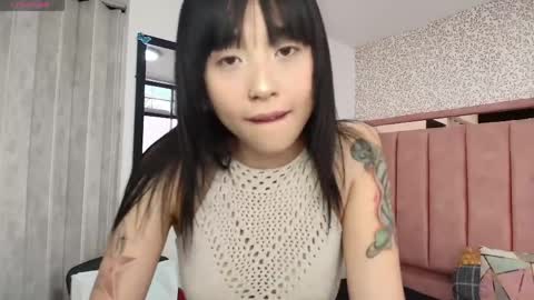  H A N N A  online show from 6, 4, 2026