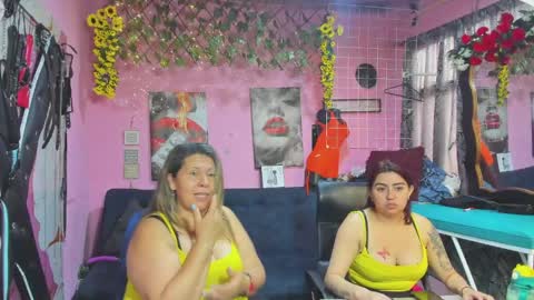 Snapshot of hanna_mature01 chatting on 22, 5, 2026 Hanna online show from 22, 5, 2026