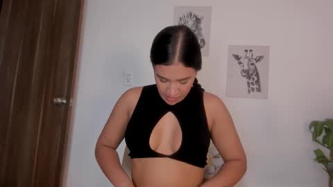 Snapshot of hanna_risso chatting on 11, 10, 2025 HANNA online show from 11, 10, 2025