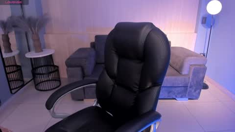Snapshot of hannaconnor_ chatting on 11, 1, 2025 Hanna Connor online show from 11, 1, 2025