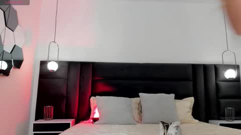 Snapshot of hannaconnor_ chatting on 21, 11, 2025 Hanna Connor online show from 21, 11, 2025