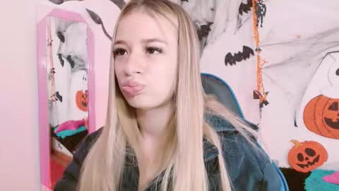 Hannah 027 online show from 22, 10, 2025