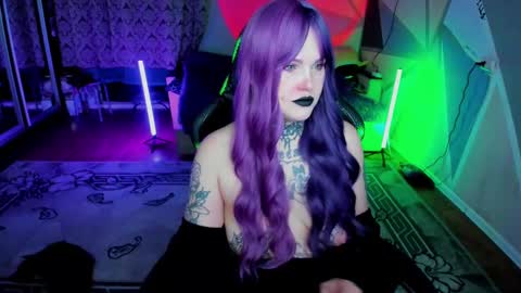 Snapshot of hannah_chaos chatting on 17, 2, 2025 Hannah online show from 17, 2, 2025