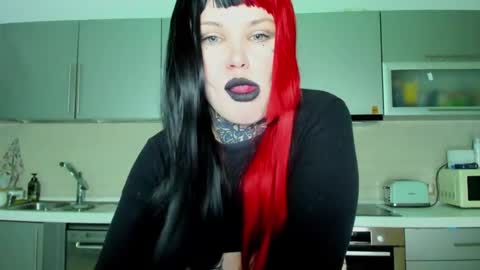 Snapshot of hannah_chaos chatting on 3, 3, 2025 Hannah online show from 3, 3, 2025