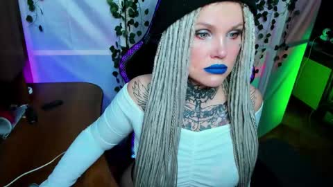 Snapshot of hannah_chaos chatting on 21, 11, 2025 Hannah online show from 21, 11, 2025