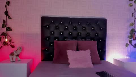 Snapshot of hannah_jonhson_1 chatting on 1, 2, 2025 Hannah online show from 1, 2, 2025