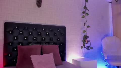 Snapshot of hannah_jonhson_1 chatting on 1, 2, 2025 Hannah online show from 1, 2, 2025