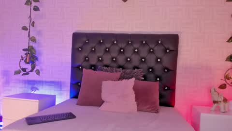 Snapshot of hannah_jonhson_1 chatting on 4, 2, 2025 Hannah online show from 4, 2, 2025