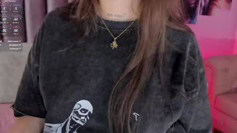 Snapshot of hannah_jonhson_1 chatting on 10, 3, 2025 Hannah online show from 10, 3, 2025