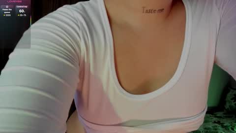 Snapshot of hannah_jonhson_1 chatting on 30, 9, 2025 Hannah online show from 30, 9, 2025