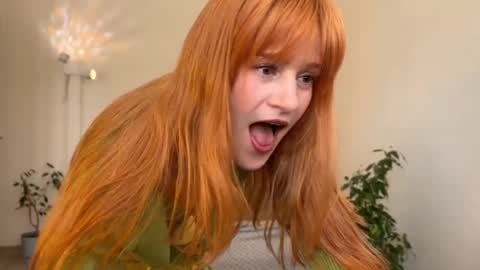 hannah levis  online show from 23, 4, 2026