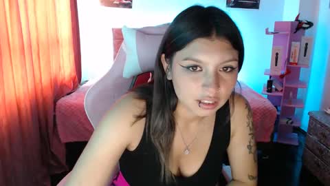 hannah_swet online show from 12, 2, 2025