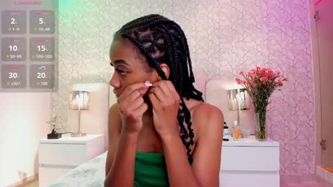 Snapshot of hannah_willian chatting on 3, 6, 2026 online show from 3, 6, 2026