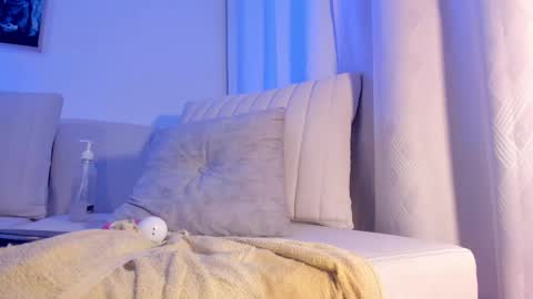 Snapshot of hannahdavisx chatting on 9, 3, 2025 Hannah online show from 9, 3, 2025