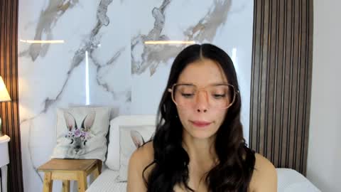 Hannahill69 online show from 18, 1, 2025