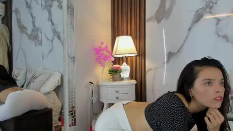 Snapshot of hannahill69 chatting on 12, 2, 2025 Hannahill69 online show from 12, 2, 2025