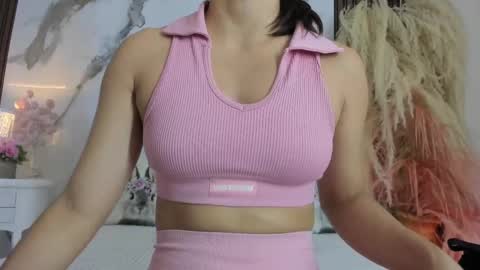 Snapshot of hannahill69 chatting on 21, 11, 2025 Hannahill69 online show from 21, 11, 2025