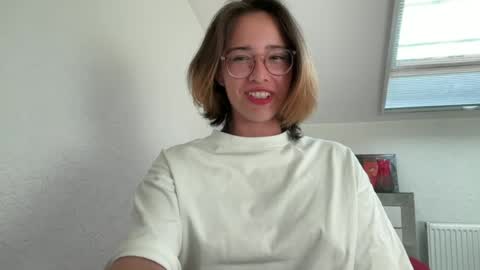 hannahinto online show from 8, 7, 2026