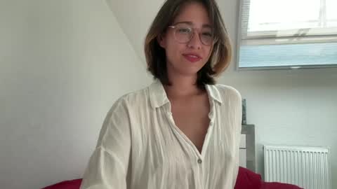 hannahinto online show from 17, 7, 2026