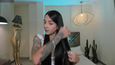 HANNAH J online show from 5, 12, 2024