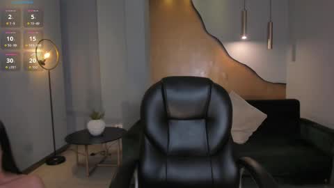 HANNAH J online show from 23, 2, 2025