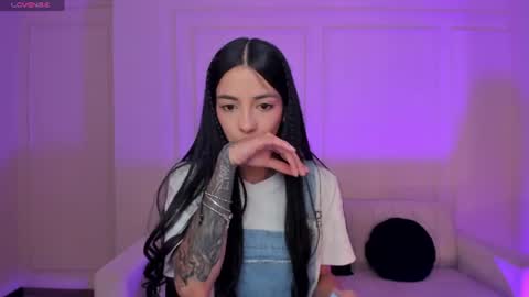 HANNAH J online show from 6, 8, 2026