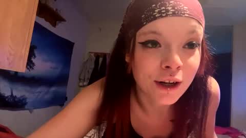 Snapshot of hannahmarie86 chatting on 15, 12, 2024 Hannah marie online show from 15, 12, 2024