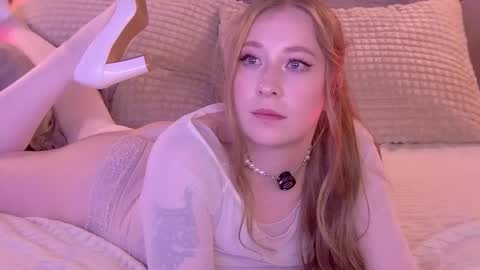 Snapshot of hannahmonttana chatting on 27, 9, 2025 Pearl online show from 27, 9, 2025