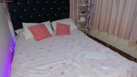 alejandra online show from 27, 3, 2026