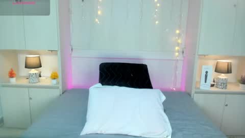 hannyk_ online show from 19, 4, 2026