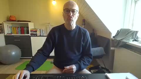 Snapshot of hanse_1 chatting on 17, 2, 2025 Hanse online show from 17, 2, 2025