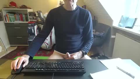 Snapshot of hanse_1 chatting on 23, 3, 2026 Hanse online show from 23, 3, 2026