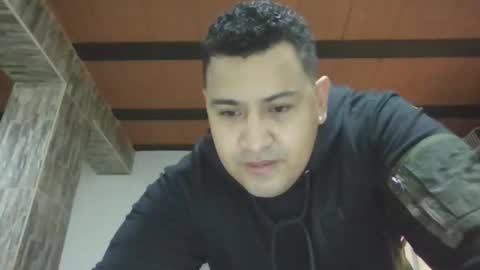 Snapshot of hansel_3 chatting on 2, 2, 2026 Andrs Cortes online show from 2, 2, 2026