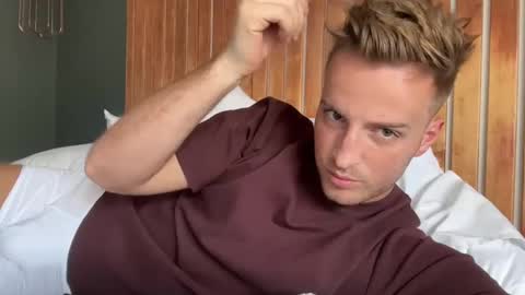 Snapshot of hanzlagerfelt chatting on 31, 10, 2025 hanzlagerfelt online show from 31, 10, 2025