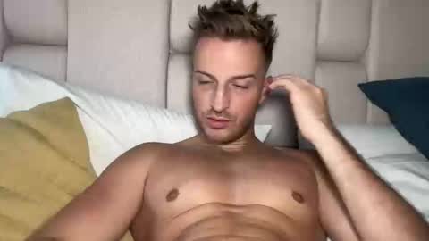 Snapshot of hanzlagerfelt chatting on 3, 11, 2025 hanzlagerfelt online show from 3, 11, 2025