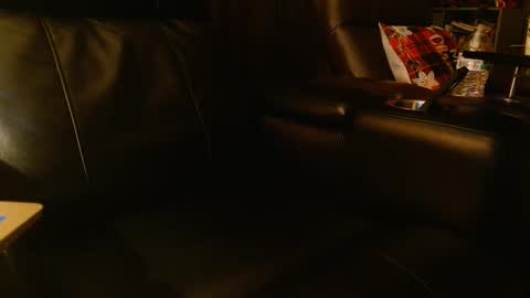 Snapshot of happyhogan1 chatting on 19, 12, 2024 Jhonassmann12 online show from 19, 12, 2024