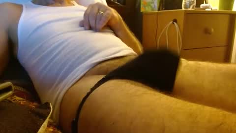 Snapshot of happyhogan1 chatting on 11, 9, 2025 Jhonassmann12 online show from 11, 9, 2025