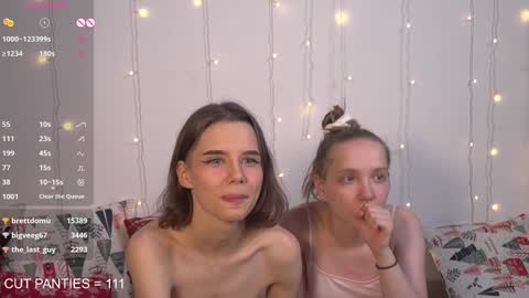 Snapshot of happynewdear chatting on 5, 1, 2025 Evy online show from 5, 1, 2025
