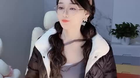 Snapshot of happysweetie168 chatting on 14, 12, 2024 Daisy online show from 14, 12, 2024