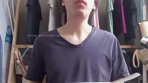 Snapshot of happytronco chatting on 1, 4, 2026 happytronco online show from 1, 4, 2026