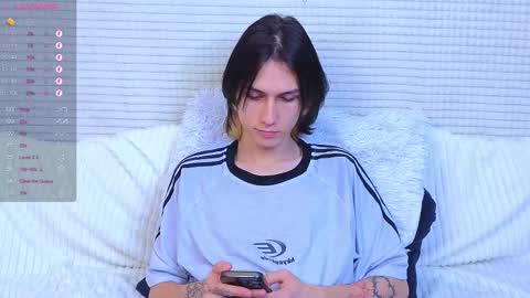 Mark online show from 5, 10, 2025