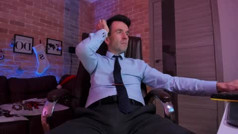 Snapshot of hard_and_juici chatting on 7, 1, 2025 Steve online show from 7, 1, 2025