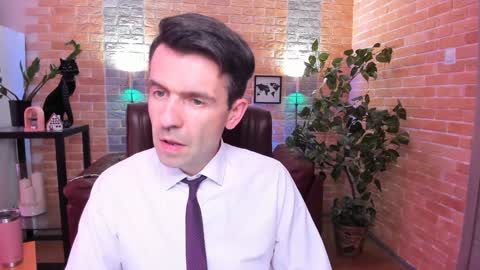 Snapshot of hard_and_juici chatting on 24, 1, 2025 Steve online show from 24, 1, 2025