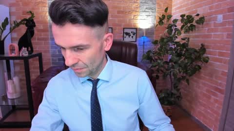 Snapshot of hard_and_juici chatting on 2, 2, 2025 Steve online show from 2, 2, 2025