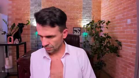 Snapshot of hard_and_juici chatting on 14, 2, 2025 Steve online show from 14, 2, 2025