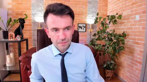 Snapshot of hard_and_juici chatting on 16, 2, 2025 Steve online show from 16, 2, 2025